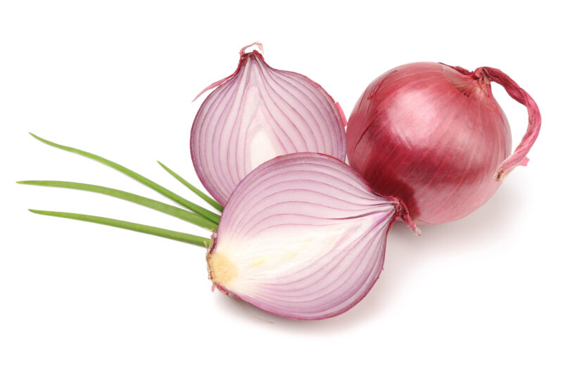 red-or-purple-organic-onions-isolated