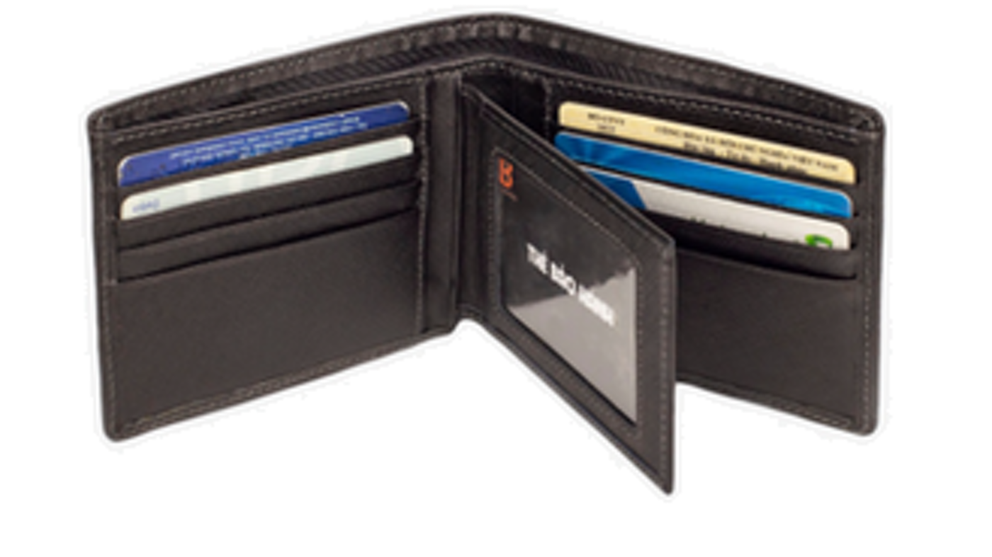 top-10-vi-nam-tot-nhat-hien-nay-leonardo-bui-leather-camelia_61d805c29d58f-png