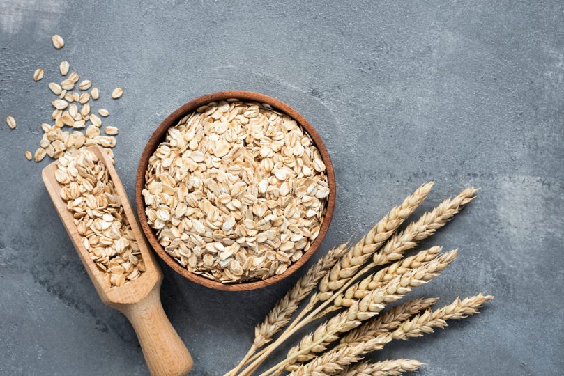 oats-rolled-oats-whole-grains