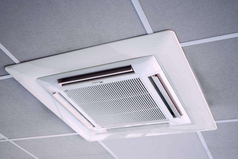 reversible-ceiling-air-conditioner-for-cooling-or-heating
