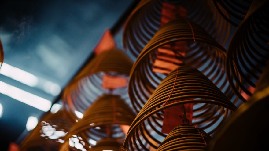 incense-in-chinese-temporary